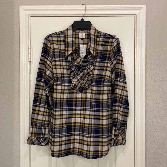 Brand New Cabi Shirt!!!
Seattle Shirt